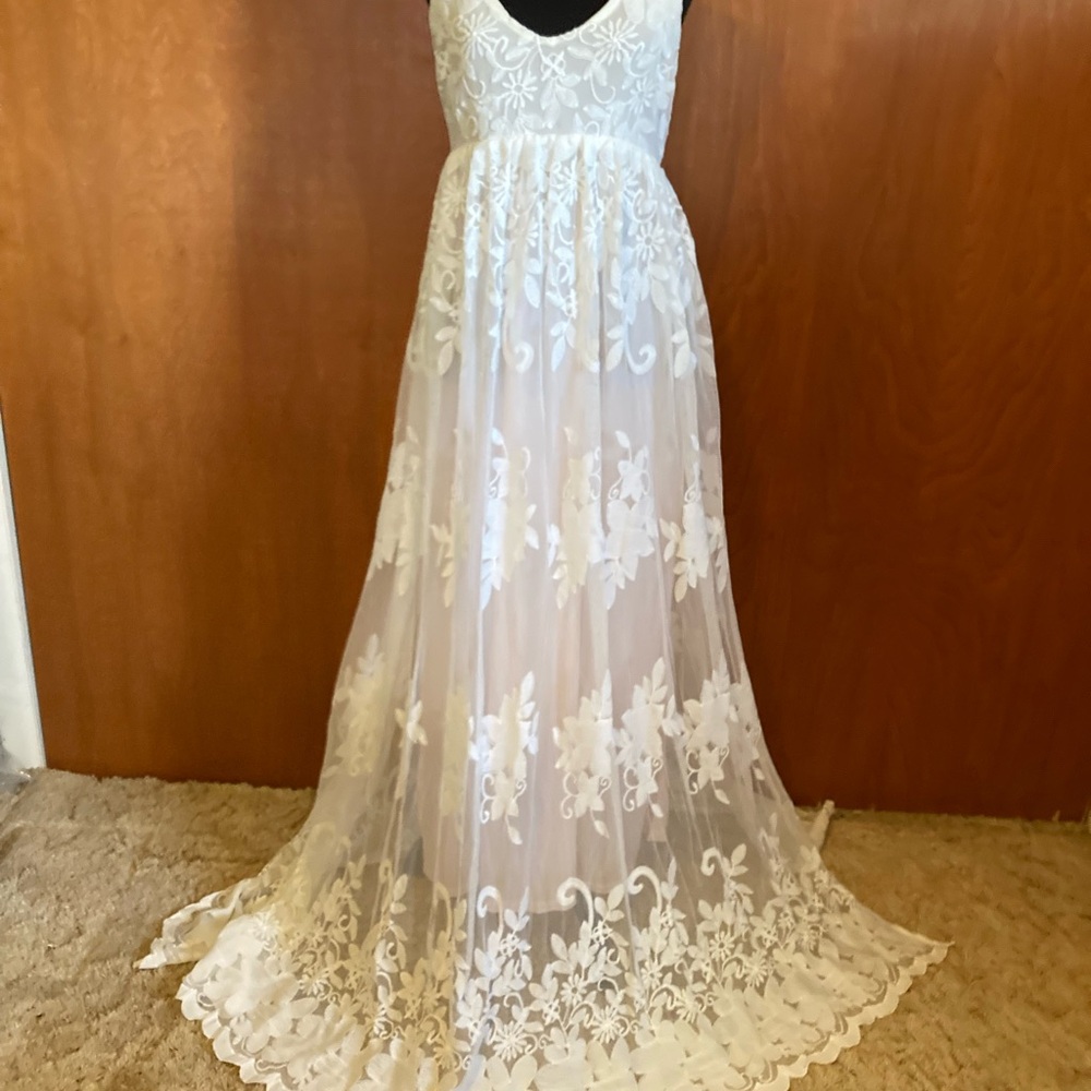 Sheer Floral Lace Maxi Dress with Spaghetti Straps - Picture 2 of 6